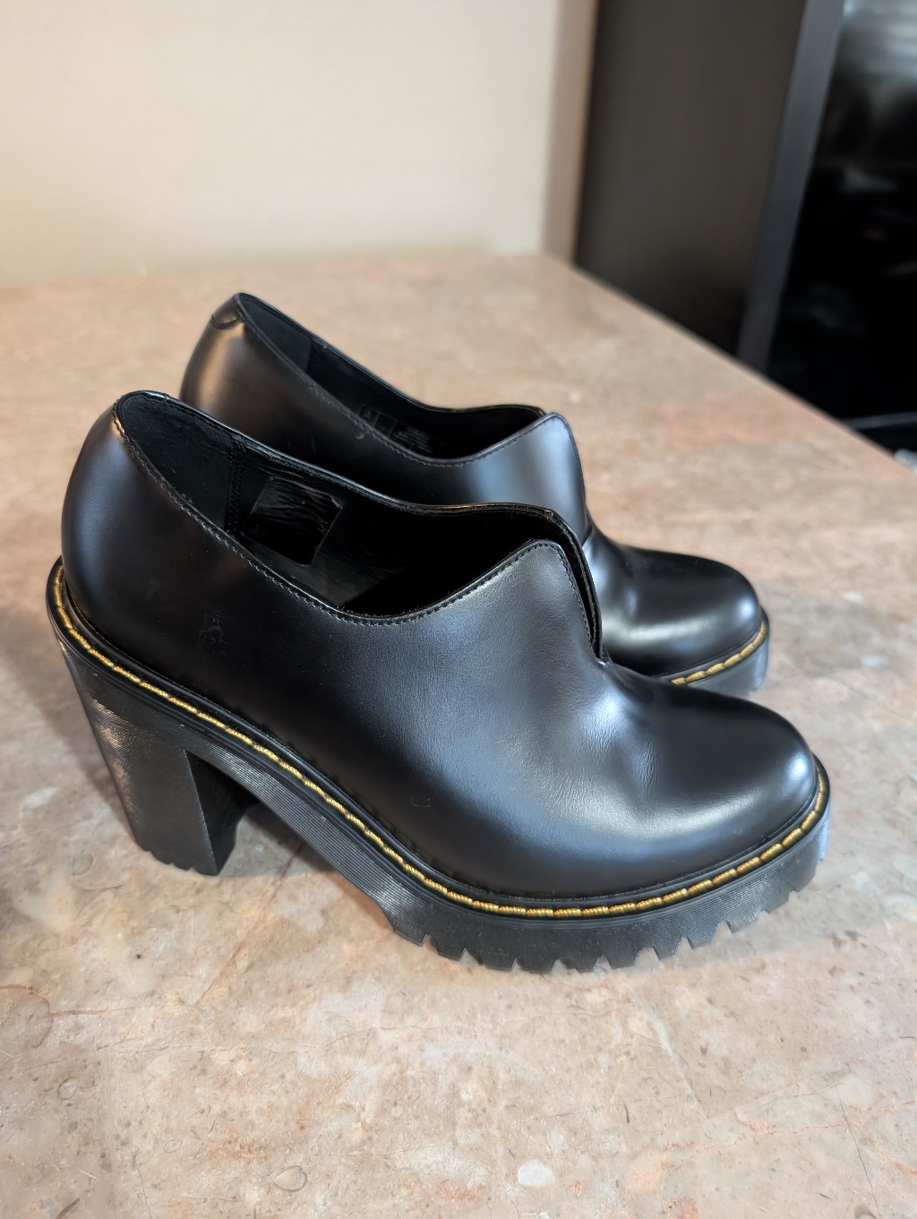 Dr. Marten's Cordelia Retro Modern Mod Smooth Black Leather Booties Us Ladies 7